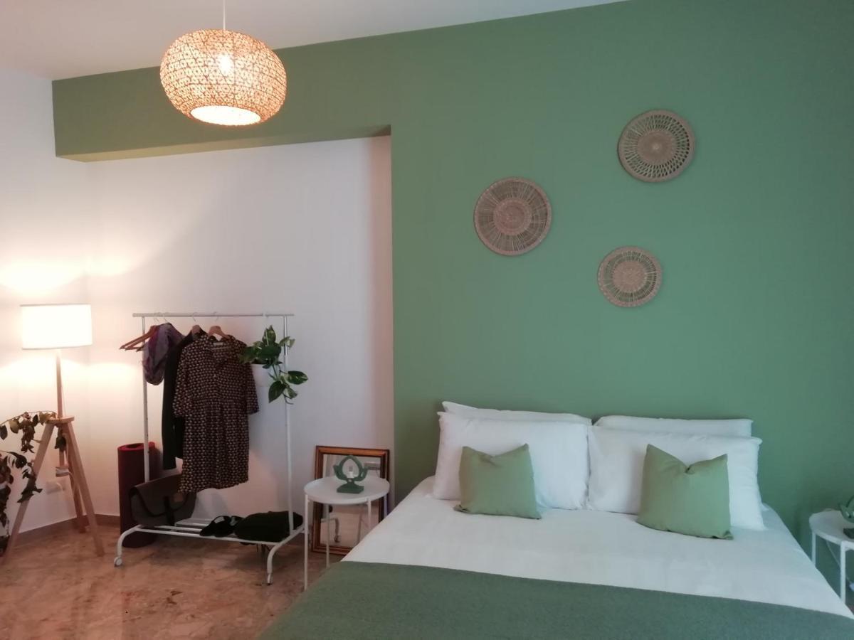 Attico 59 Bed & Breakfast Bisceglie Bagian luar foto