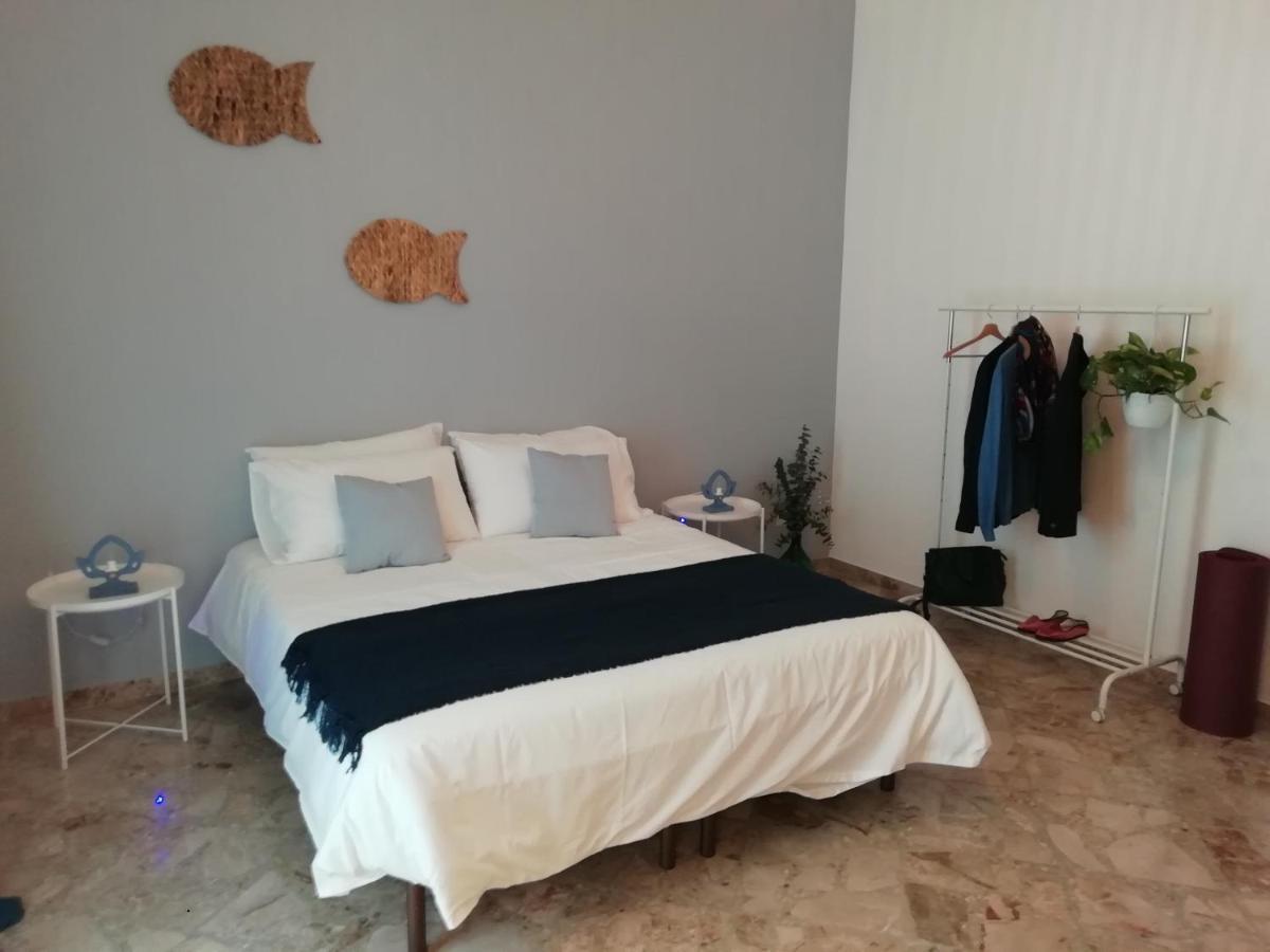 Attico 59 Bed & Breakfast Bisceglie Bagian luar foto